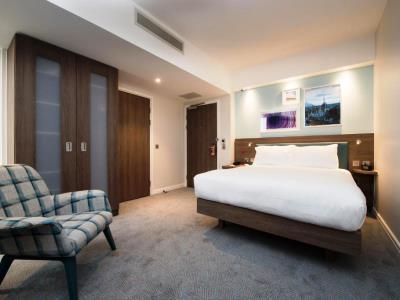 Отель Hampton By Hilton West End 3*