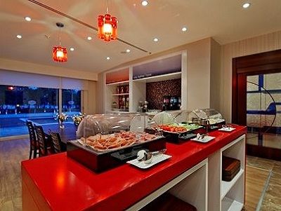 Hampton By Hilton West End Отель Эдинбург
